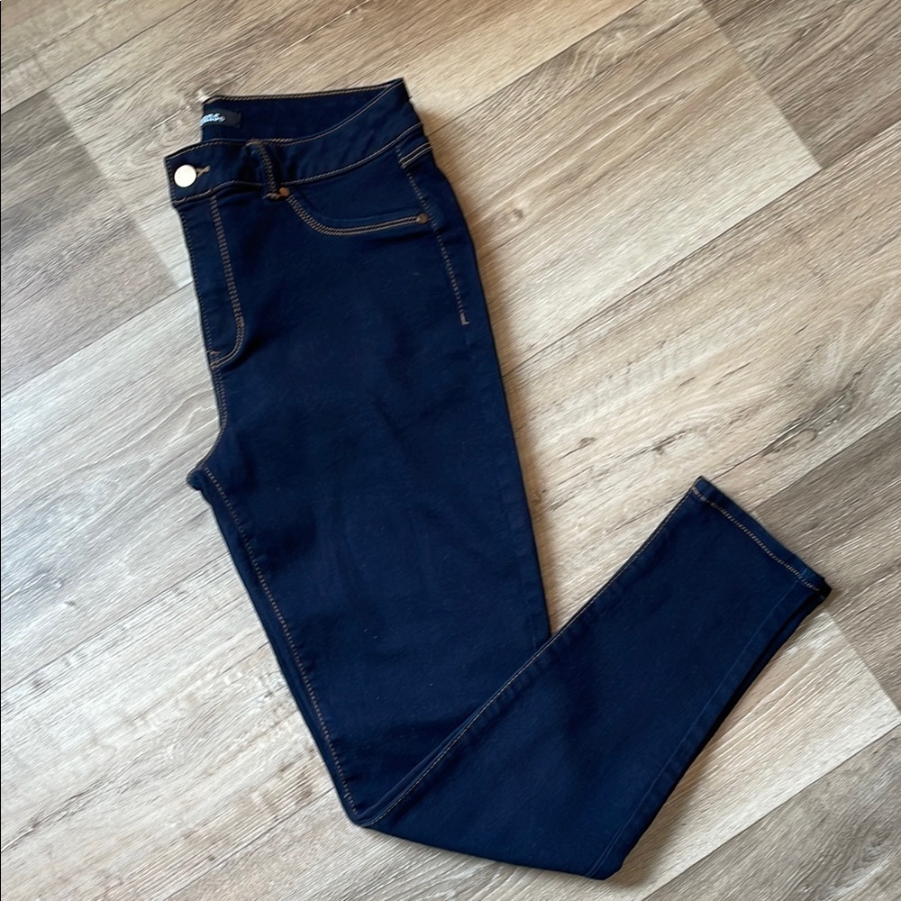 d. jeans Blue Jeggings with Tapered Leg Design